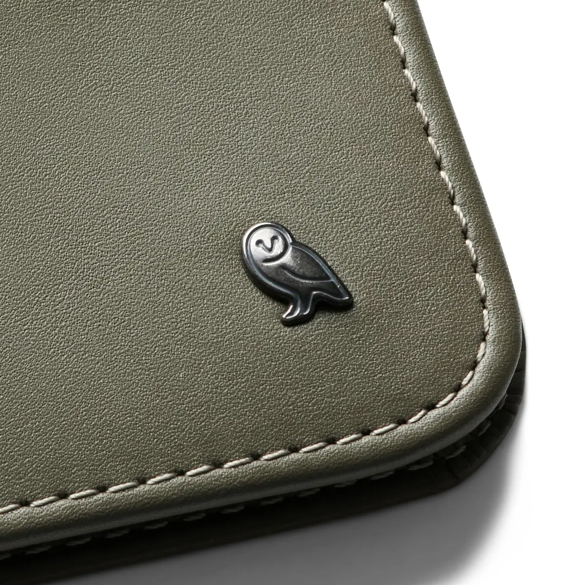 Bellroy Hide & Seek Slim Leather Bifold Wallet with RFID Blocking - Willow - view 3