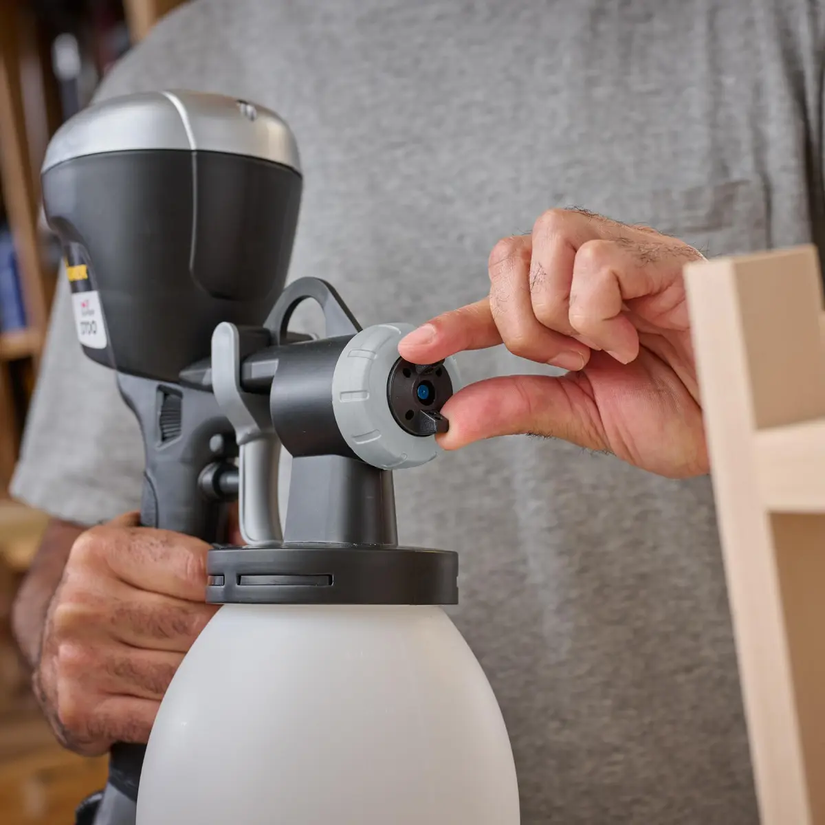 Wagner Earlex 3700 Handheld HVLP Finishing Sprayer with Multi-Tip Kit | Fine Finish for Woodwork & Furniture - view 6