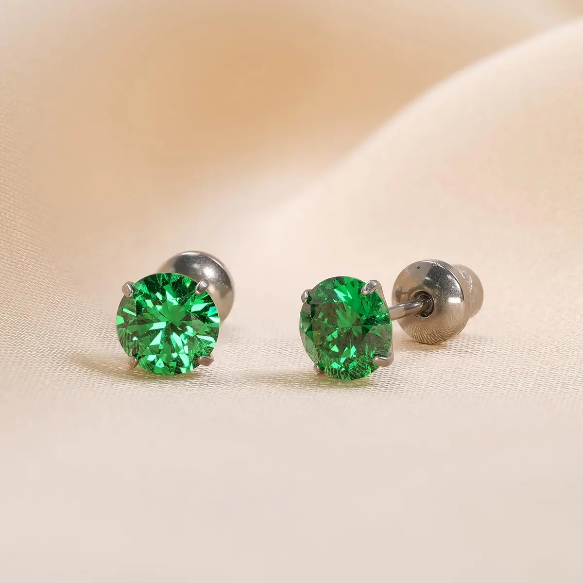 TitanHeart Hypoallergenic Titanium CZ Screw Back Stud Earrings for Women Men | Sensitive Skin Friendly (70-120 chars) - view 5