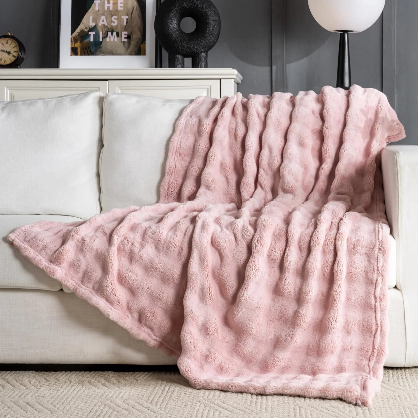 Blankets & Throws