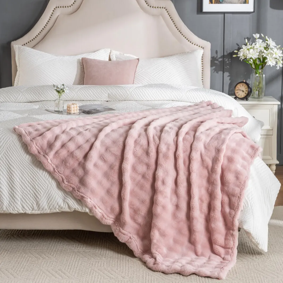 Jungle Star Pink Faux Fur Bubble Throw Blanket 127x152 cm (50"x60") | Soft Fluffy Plush for Couch & Bed - view 4