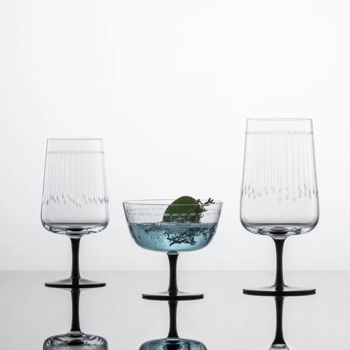 Zwiesel Glas Handmade Glamorous Crystal Glass 16 Ounce Cabrenet Set of 2 | Art Déco Design - view 2