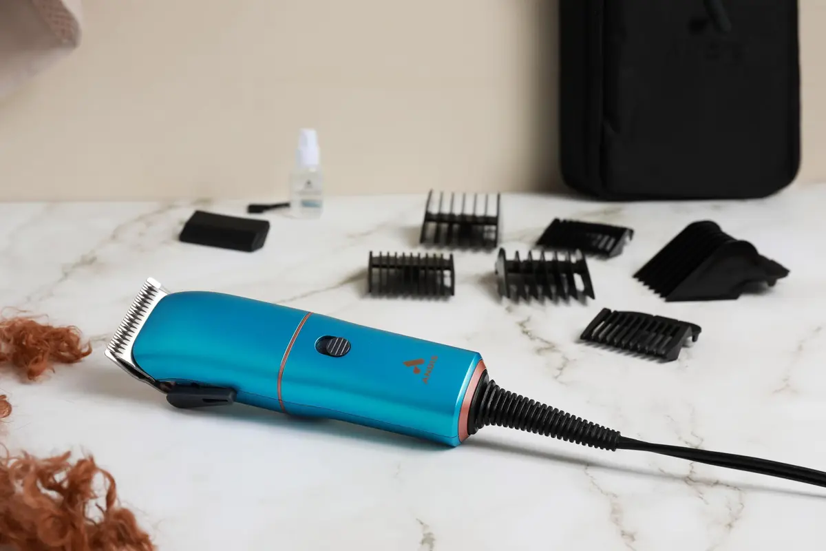 Andis Easy Clip Adjustable Blade Corded Dog Clipper 11-Pc Kit, Blue | Powerful Rotary Motor & Titanium-Coated Blades - view 6