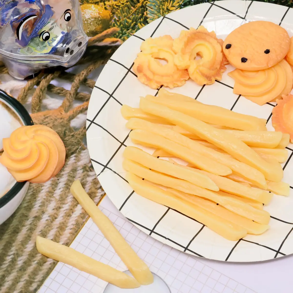 Honbay Artificial French Fries 20pcs | Realistic Fake Food Model for Decor & Photography - view 5
