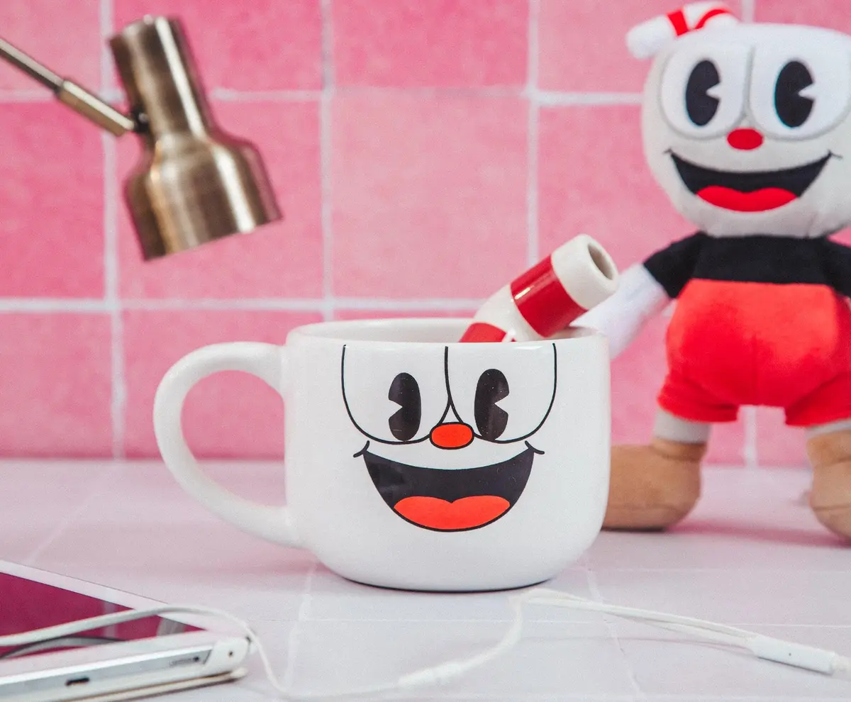 Toynk Cuphead Ceramic Coffee Mug and Straw | 20 Ounces | Official Cartoon Character - view 3