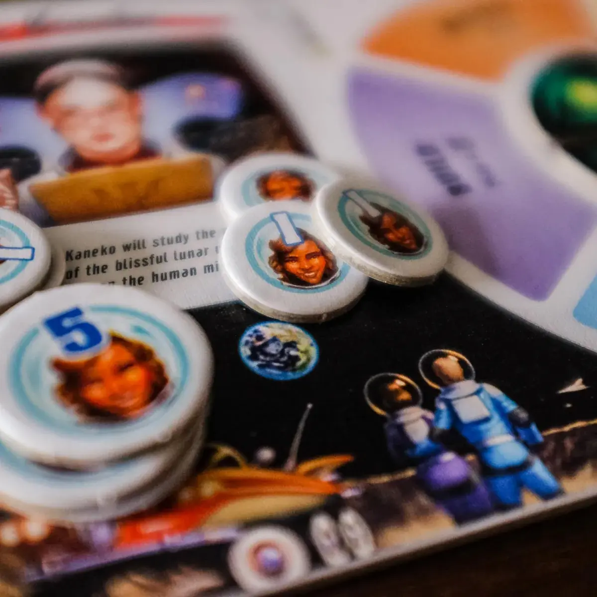 Rio Grande Games Moon Colony Bloodbath Strategy Card Game 1-5 Players Ages 14+ | Engine Building Engine-Losing Mechanics - view 6