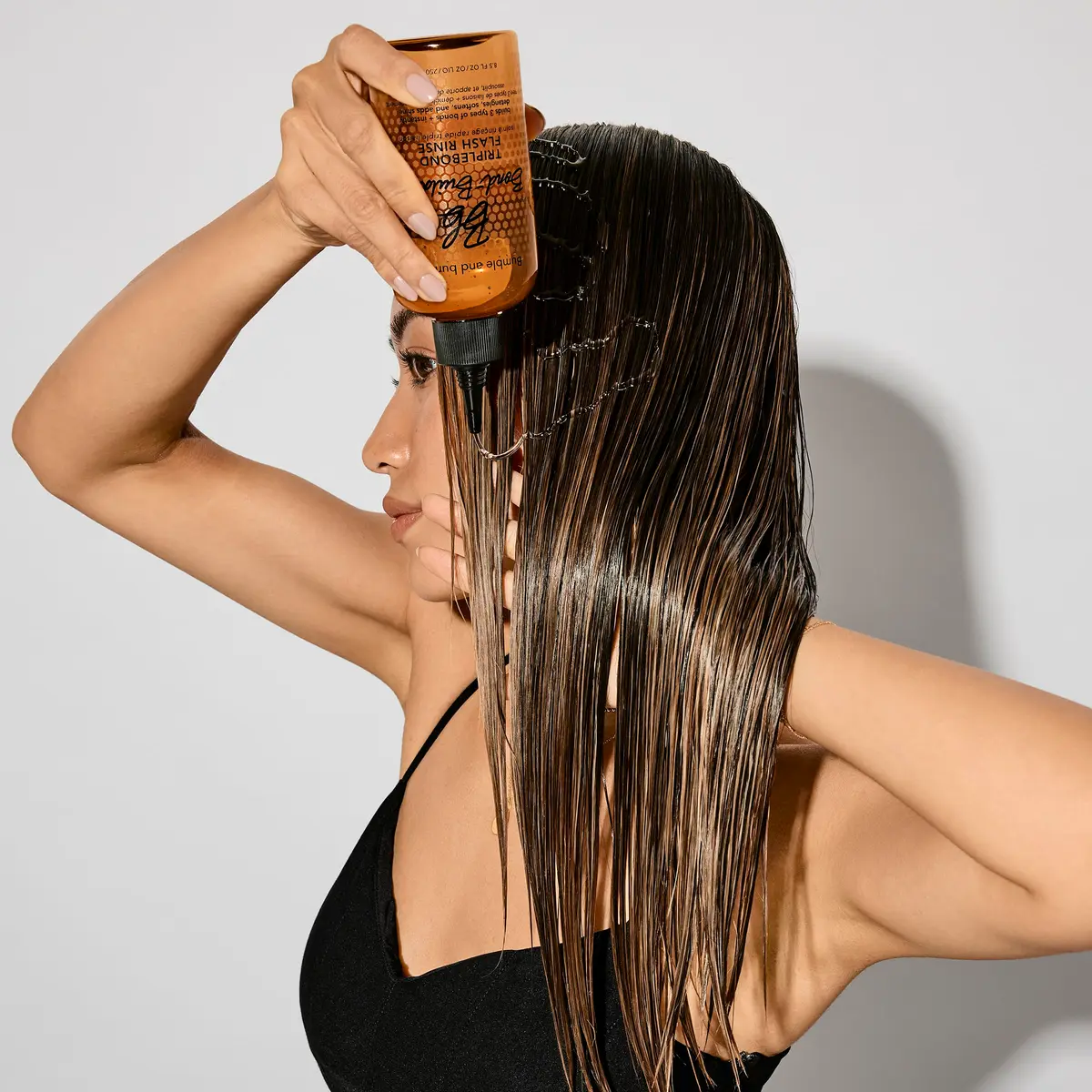 Bumble and bumble. Bond-Building TripleBond Flash Rinse 8.5 Fl Oz | Strengthens & Adds 2x Shine for Damaged Hair - view 6