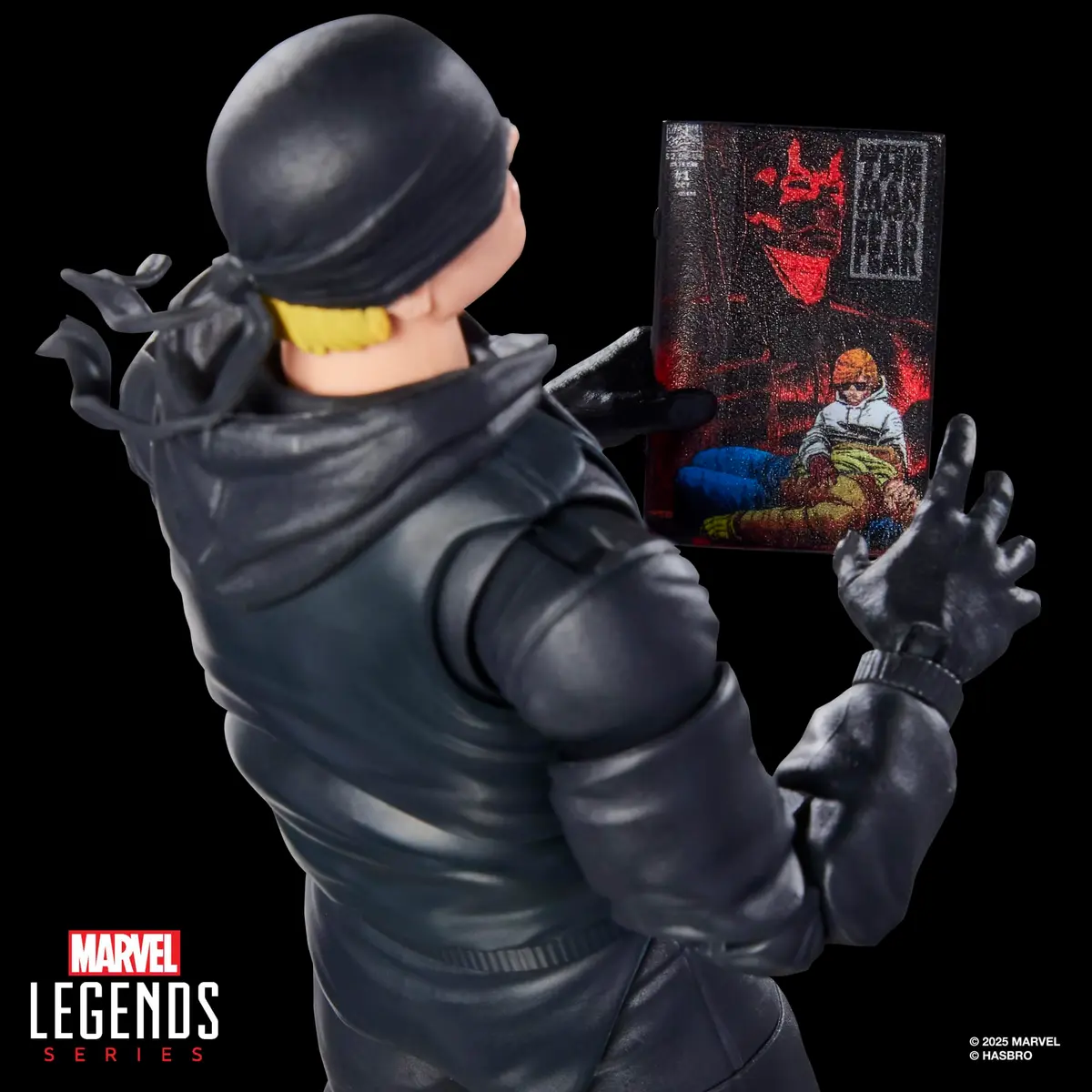 Marvel Legends Series Daredevil The Man Without Fear Comics-Inspired Action Figure 6-Inch | Poseable Collectible - view 3