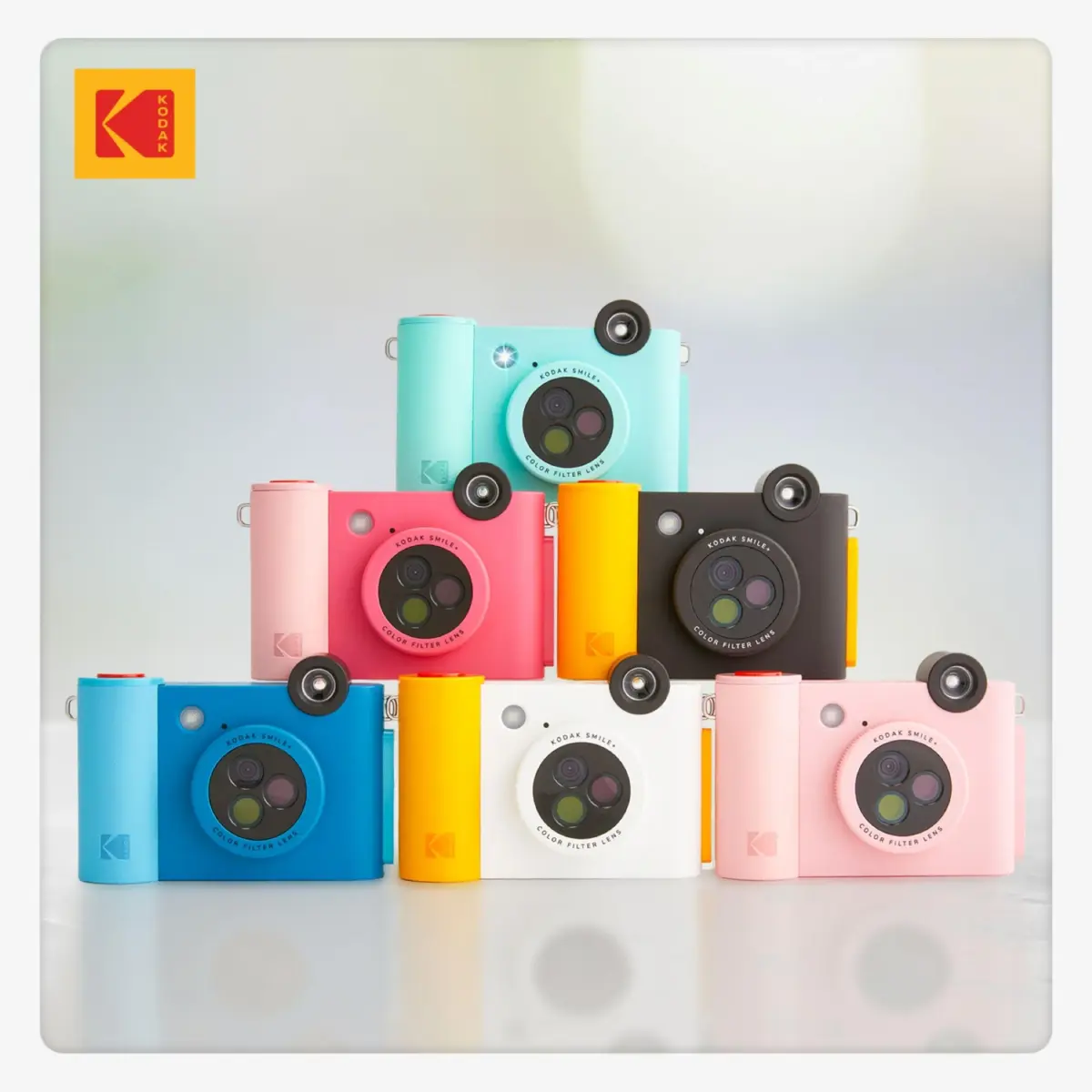 KODAK Smile+ 2-in-1 Digital Instant Camera & Printer 10MP, 2x3" Prints | Black - view 8