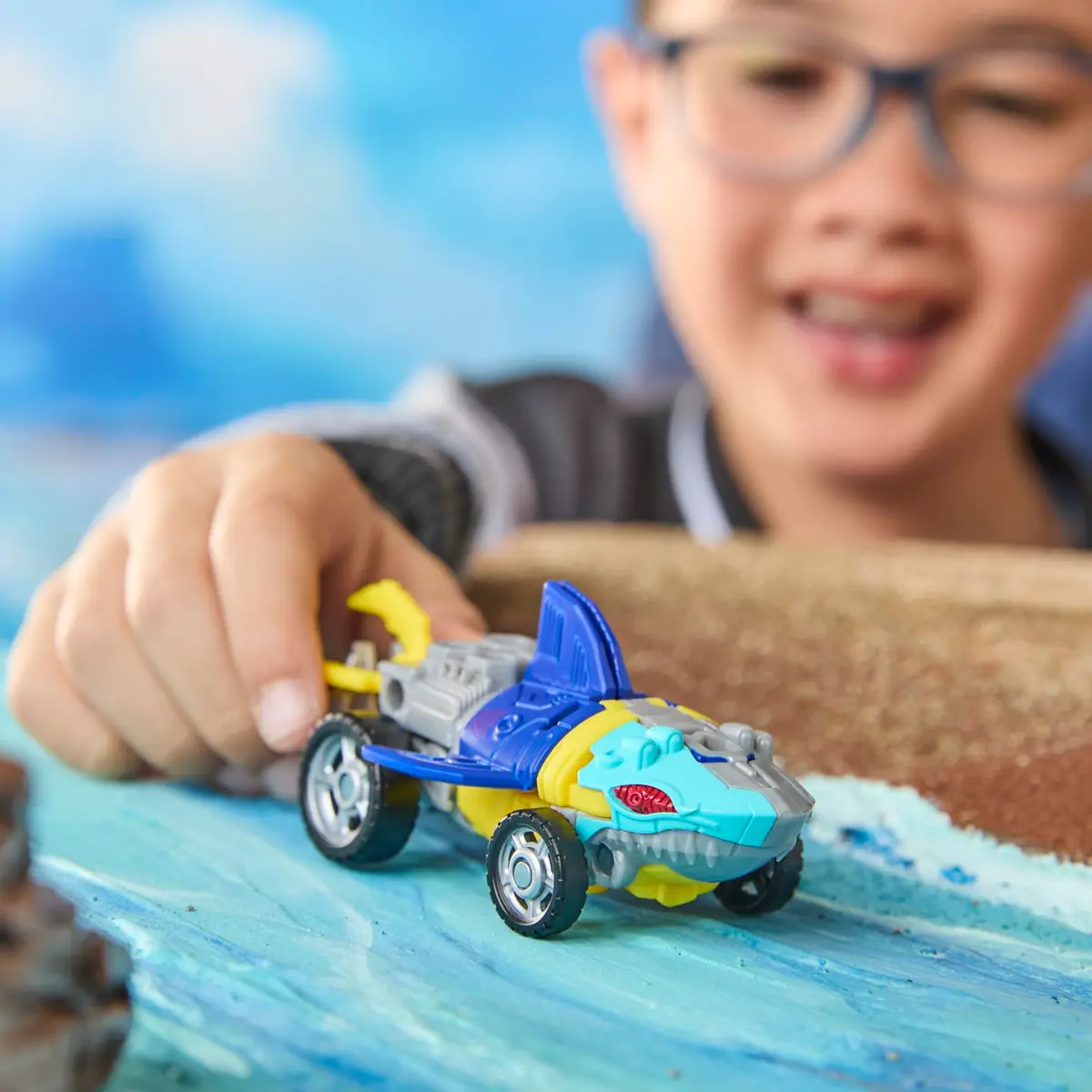 Transformers Sky-Byte Cyber Changers 4-inch Action Figure | Quick Change to Car Mode for Kids 6+ - view 6