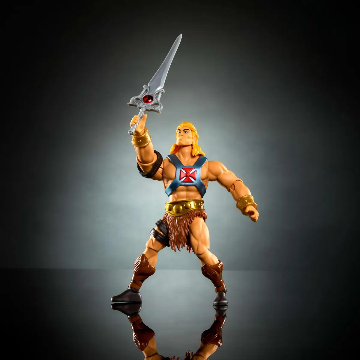 Masters of The Universe x ThunderCats 5.5 Inch Action Figure | Nostalgic Crossover Toy with Removable Armor & Mini Comic - view 5