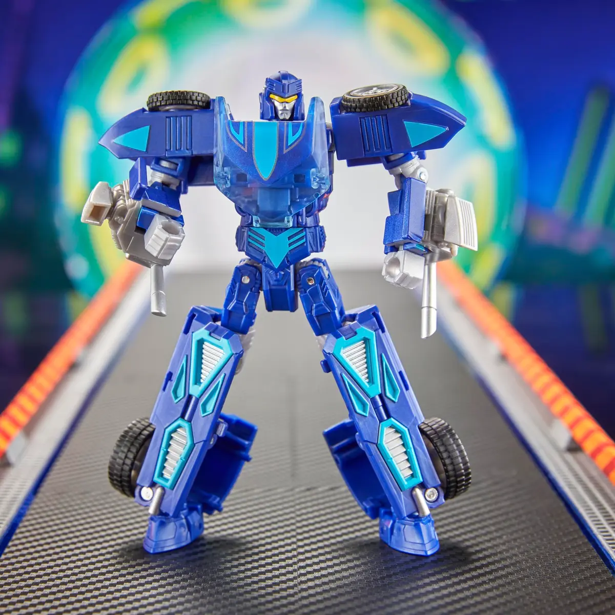 Transformers Collaborative Hot Wheels x Twin Mill Deluxe Class 5-Inch Robot Action Figure Converts to Racecar | Ages 8+ - view 4