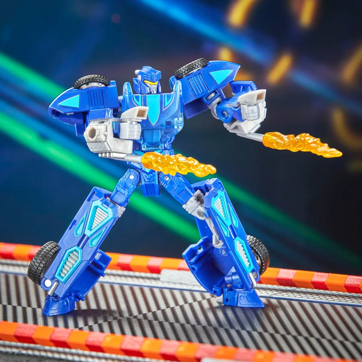 Transformers Collaborative Hot Wheels x Twin Mill Deluxe Class 5-Inch Robot Action Figure Converts to Racecar | Ages 8+ - view 7