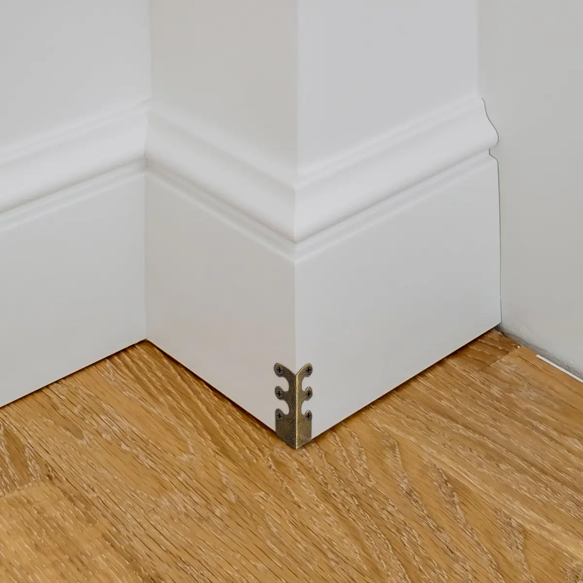 Blulu Brass Baseboard Corner Protectors, Bronze | Elegant Corner Guards for Furniture & Walls - view 3