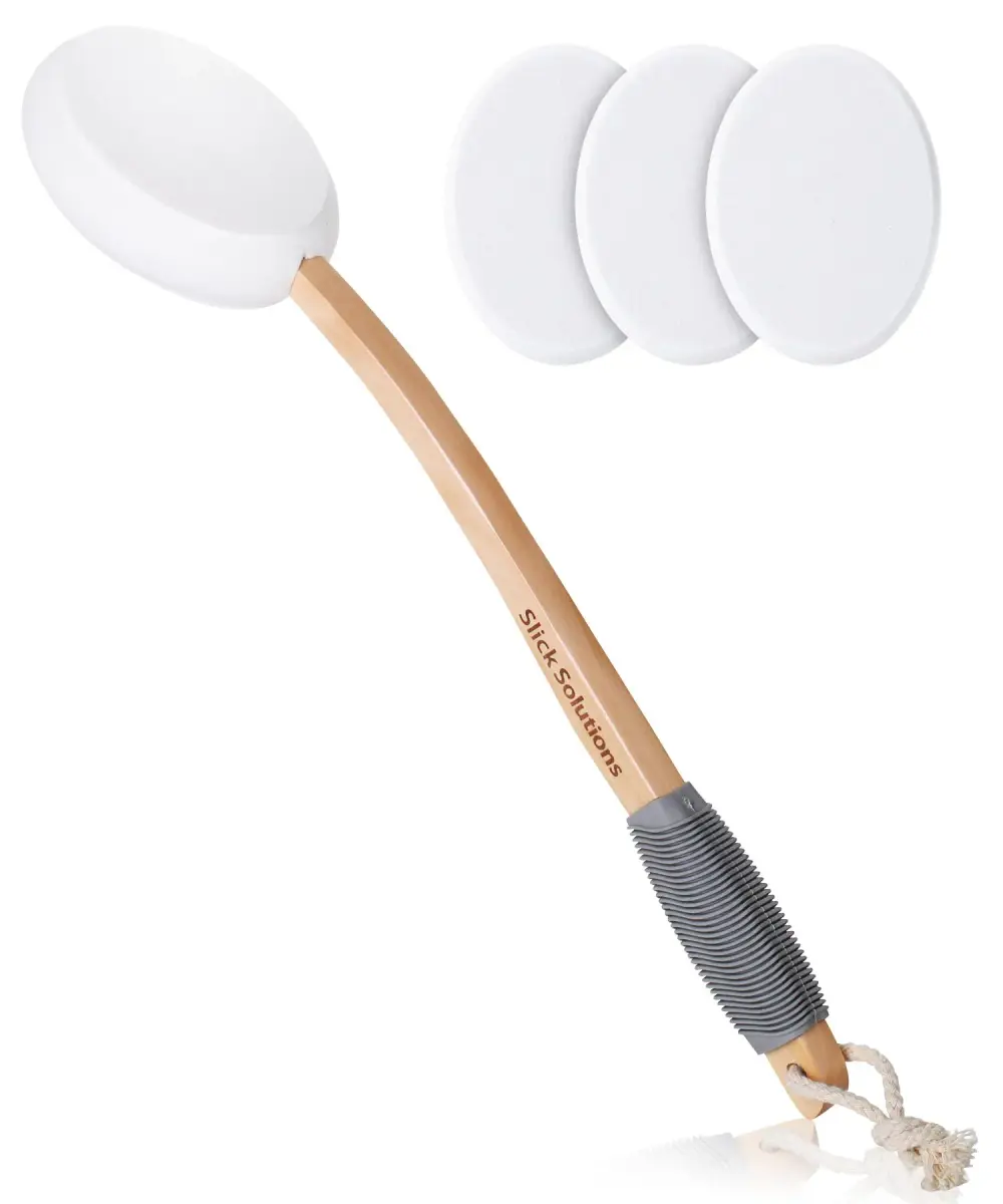 Slick Solutions 17-inch Lotion Applicator with Grey Grip & 3 Extra Pads | Easy Back & Body Reach - main product image