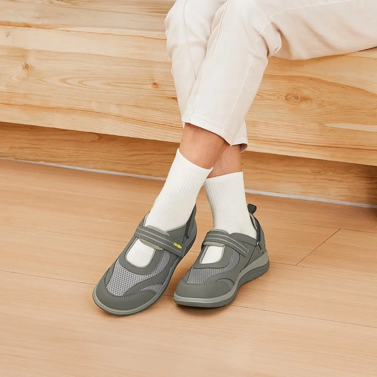 FitVille Women's Extra Wide Diabetic Sandals 7.5 Wide | Arch Support for Heel Pain & Plantar Fasciitis - view 2
