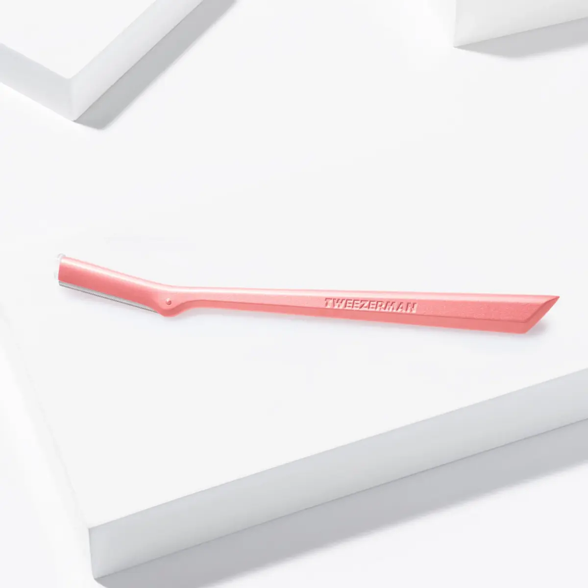 Tweezerman Exclusive Facial Razor Tea Rose | Gentle Exfoliation & Peach Fuzz Removal - view 4