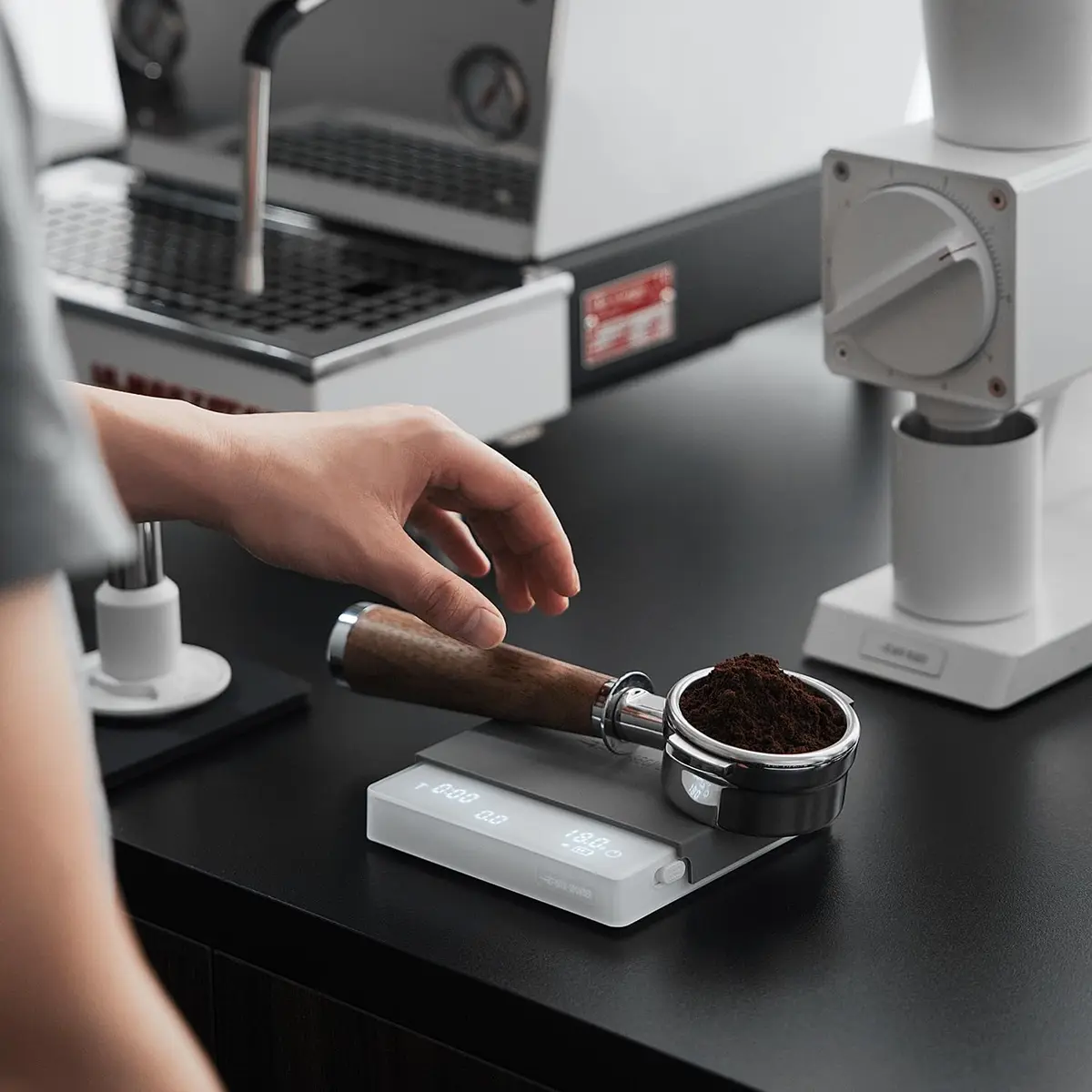 MHW-3BOMBER Upgrade 3.0 Pro Coffee Scale with Auto Timer & Real-Time Flow Rate 2000g (70.5 oz) - view 5