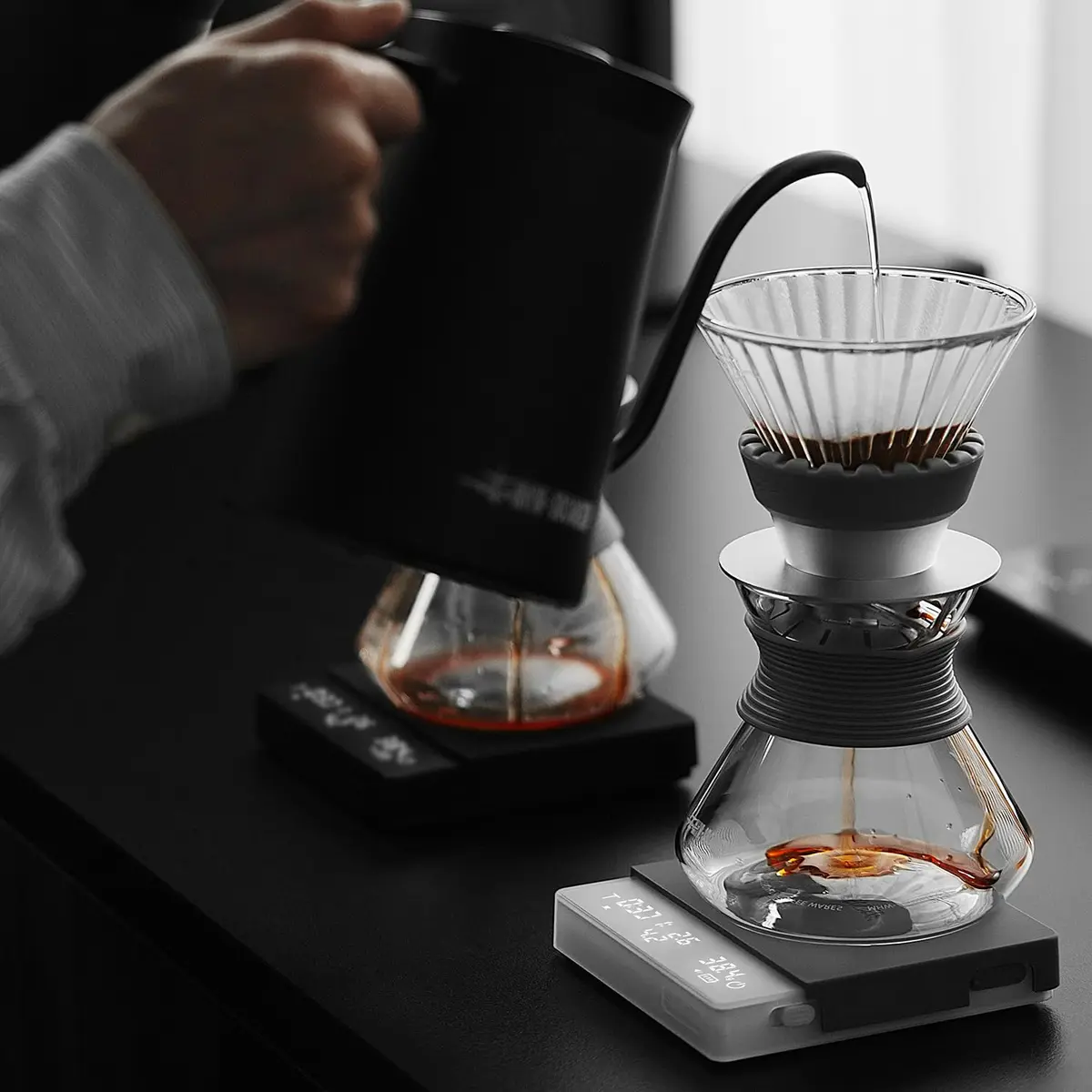 MHW-3BOMBER Upgrade 3.0 Pro Coffee Scale with Auto Timer & Real-Time Flow Rate 2000g (70.5 oz) - view 2