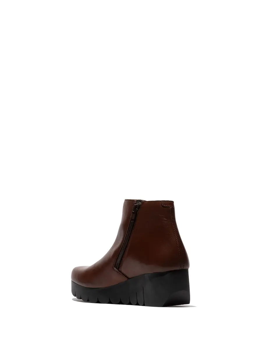 Fly London Vang364Fly Women's Brown Boot 7.5-8 | Comfort & Waterproof - view 3