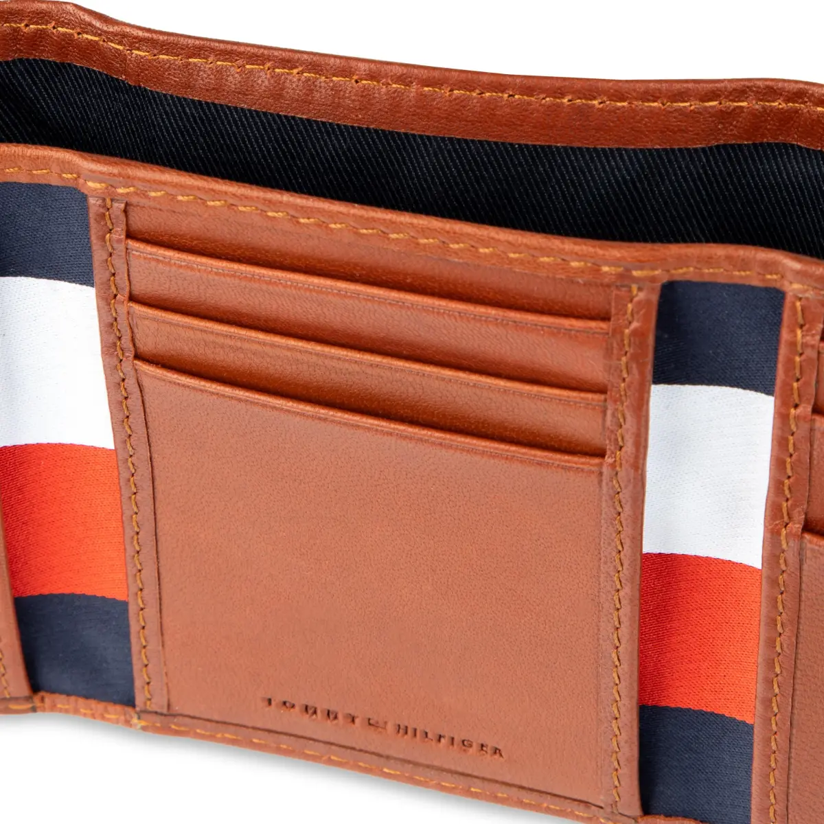 Tommy Hilfiger Men's Patch Logo Trifold Wallet Cognac 8.1cm (3.15in) | RFID Protected Full Grain Leather - view 3