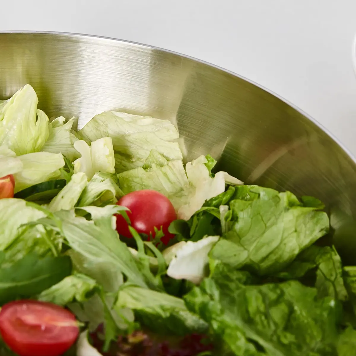 Brightalk 100oz Stainless Steel Hammered Salad Bowl | Elegant & Durable Kitchen Serveware - view 3