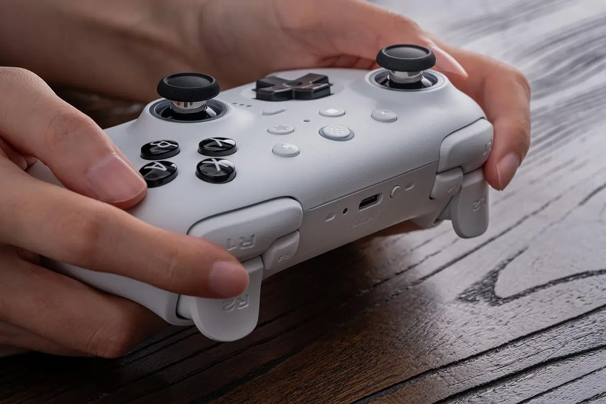 8Bitdo Ultimate 2 Bluetooth Controller for Switch & Windows PC | Pro Gaming with TMR Joysticks - view 8