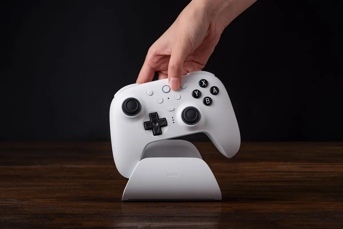 8Bitdo Ultimate 2 Bluetooth Controller for Switch & Windows PC | Pro Gaming with TMR Joysticks - view 3