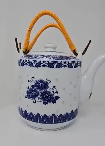 Festcool 64 oz Blue and White Porcelain Teapot | 6-Cup Tea Pot for Daily Use & Collection - main product image