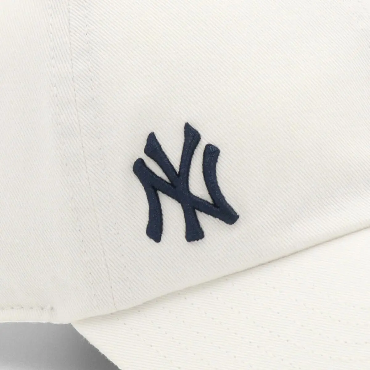 47 Women's Classic NY White Baseball Cap | Adjustable Cotton Headwear for All Seasons - view 5