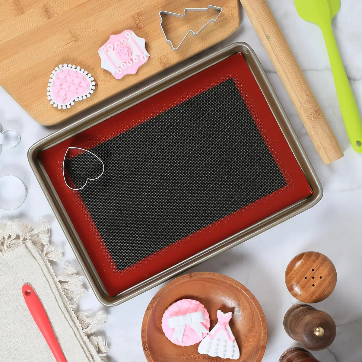 Amyandone Perforated Silicone Baking Mats for Quarter Sheet 2 Pcs | Non-Stick, Reusable, 8.3x11.8 inch, Compatible with 9x13 Cookie Sheet - view 8