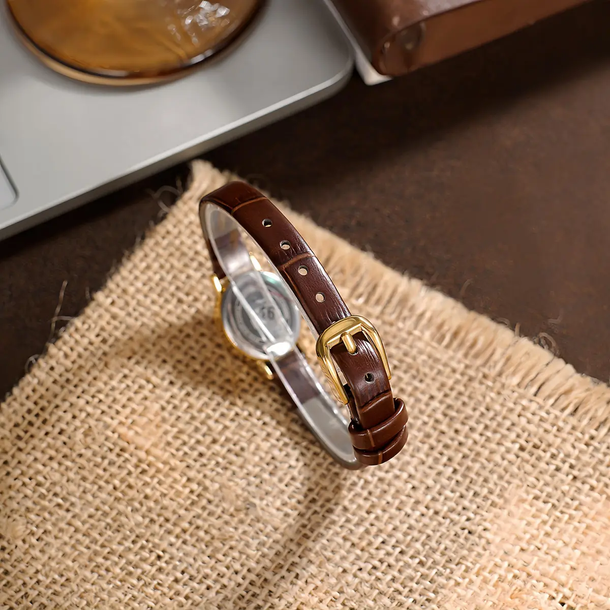Gosasa Women's Retro Leather Strap Watch 18mm Dial | Elegant Vintage Dress Accessory - view 6