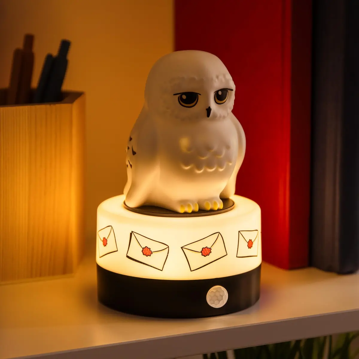Paladone Hedwig Motion Sensor Room Guard and Night Light, Officially Licensed Harry Potter LED Lamp and Security Alarm | 15.8 cm (6.22") Tall - view 4
