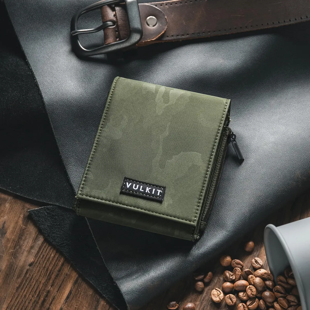 VULKIT Mens Wallet RFID Blocking Card Holder Minimalist Bi-Fold Camouflage Green | 20+ Card Capacity, Water-Resistant, Lightweight - view 7