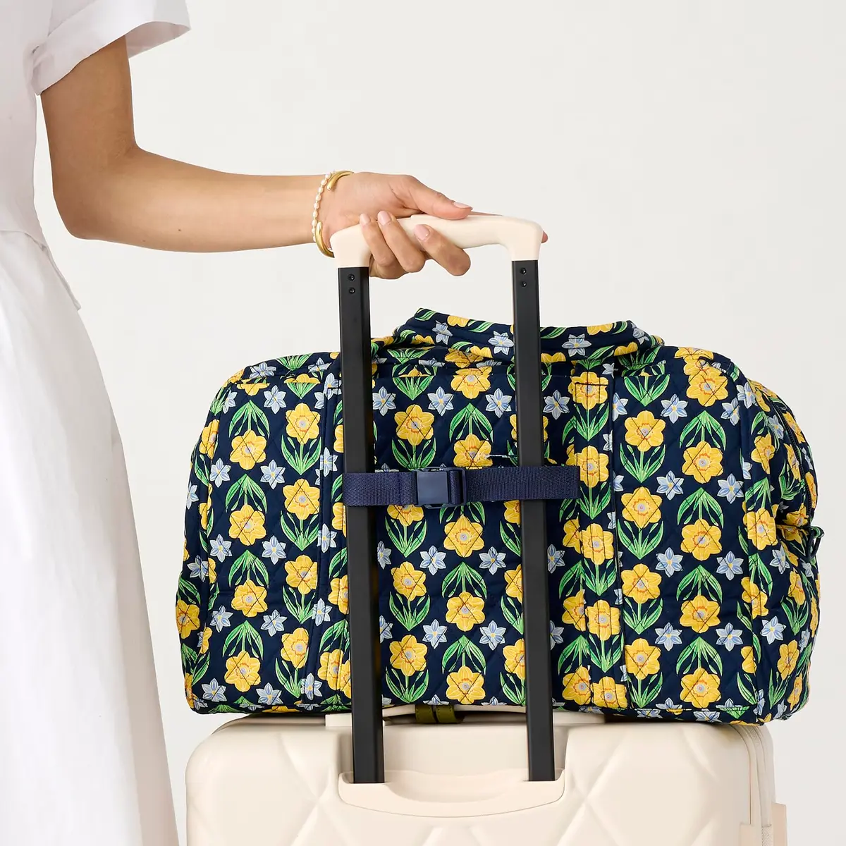 Vera Bradley Premium Cotton Miramar Weekender Travel Bag, Starry Paisley | Spacious, Lightweight & Vibrant for Women - view 2