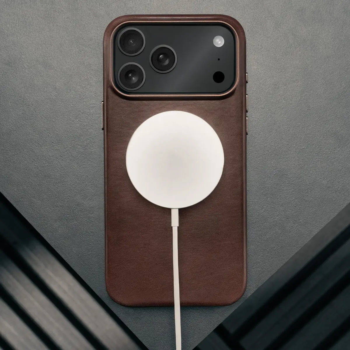 TORRO Leather Bumper Case for iPhone 18 Pro Max & 17 Pro Max | Premium Leather Slim MagSafe Compatible - view 3