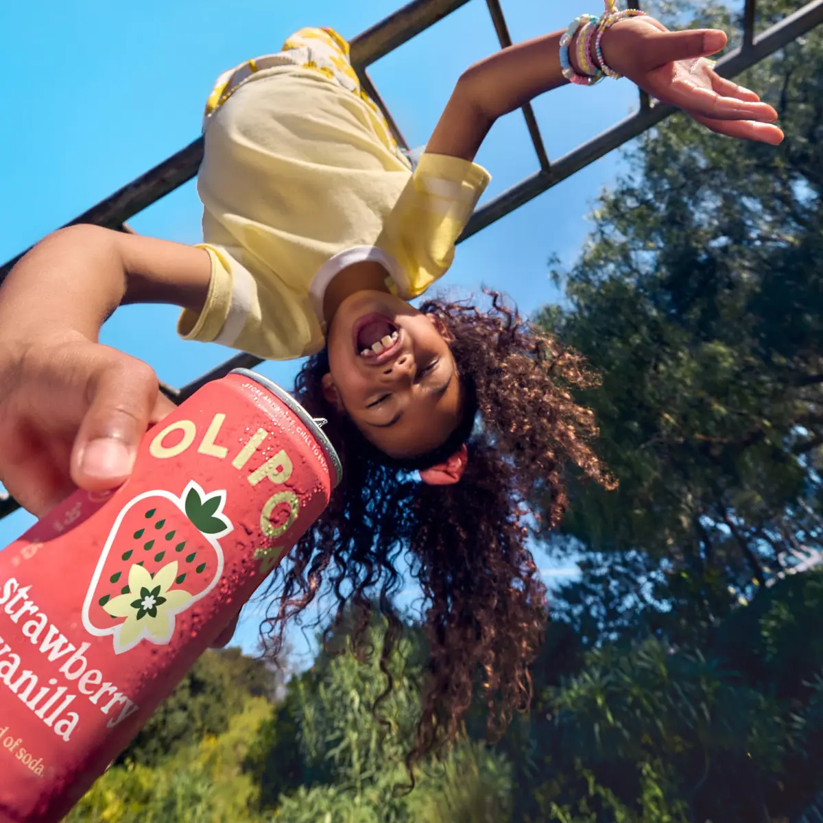 OLIPOP Strawberry Vanilla Prebiotic Soda 12 Fl Oz | Gut-Friendly, Delicious & Refreshing - view 8