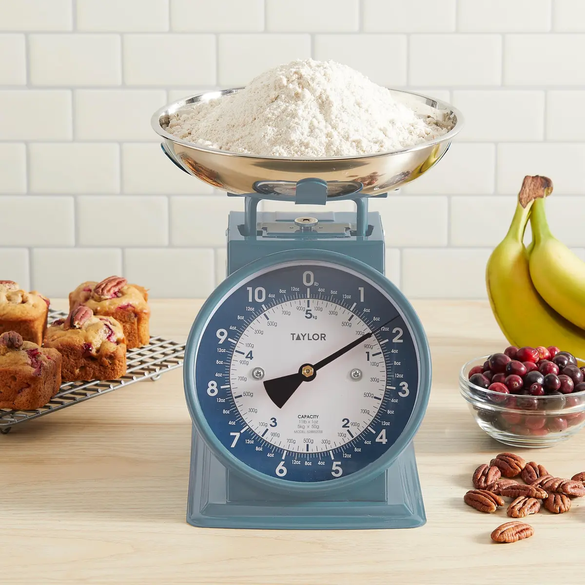 Taylor Vintage Mechanical Kitchen Scale 2.5kg (5.5 lb) Storm Blue | Large Easy-Read Dial, Removable Bowl - view 6