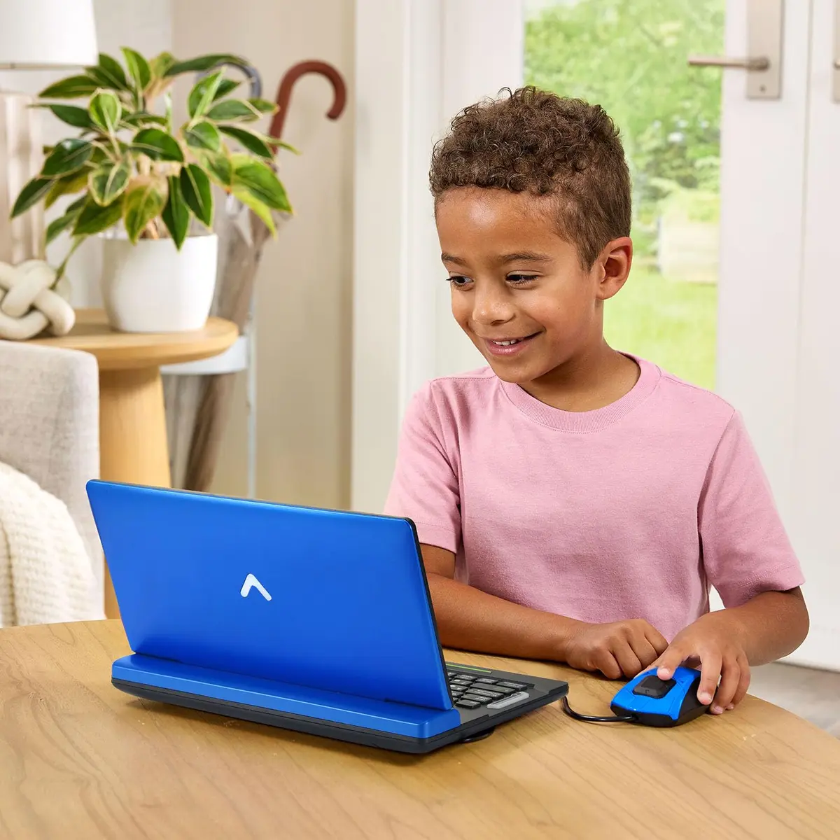 VTech Genio Bilingual JuniorBook Learning Laptop for Kids | Educational & Bilingual Toy (11.3" x 7.5" x 1.4") - view 6