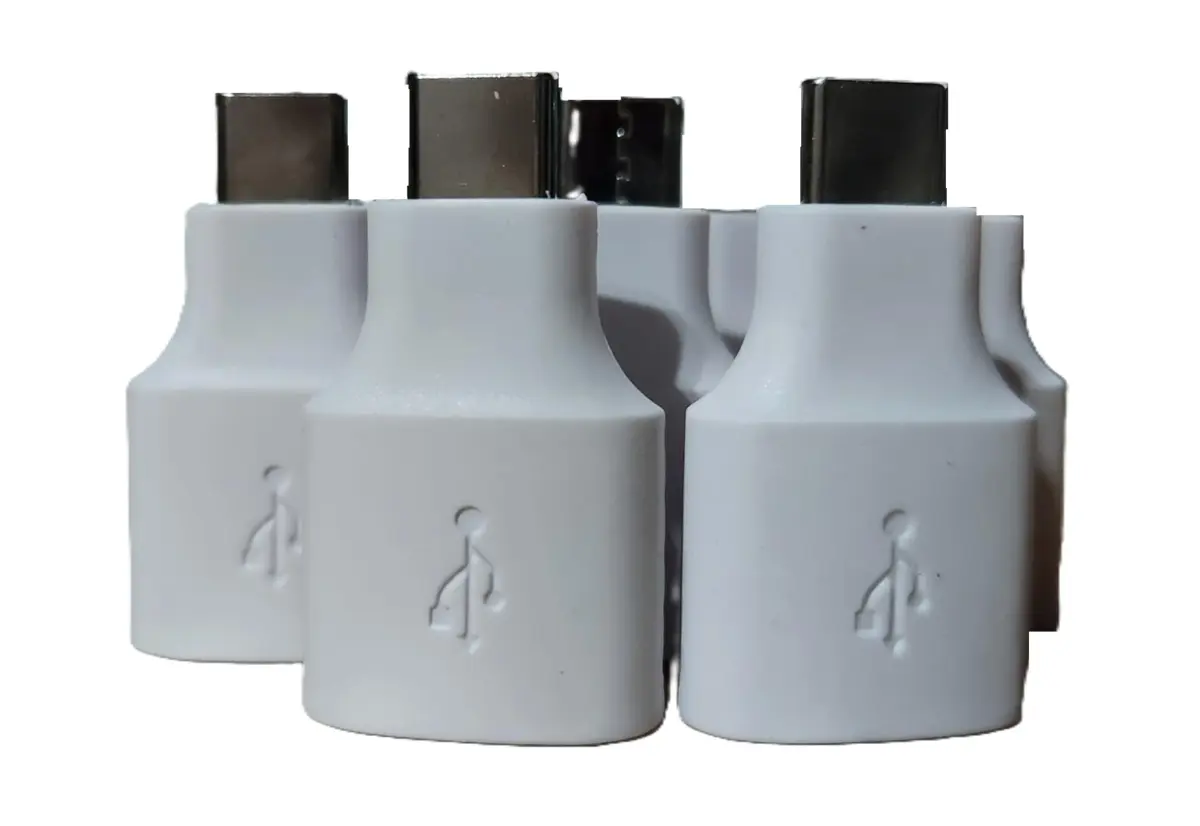LEOM USB-C to USB-A Adapter for Google Pixel | 2.5 cm (1 inch) | White - main product image