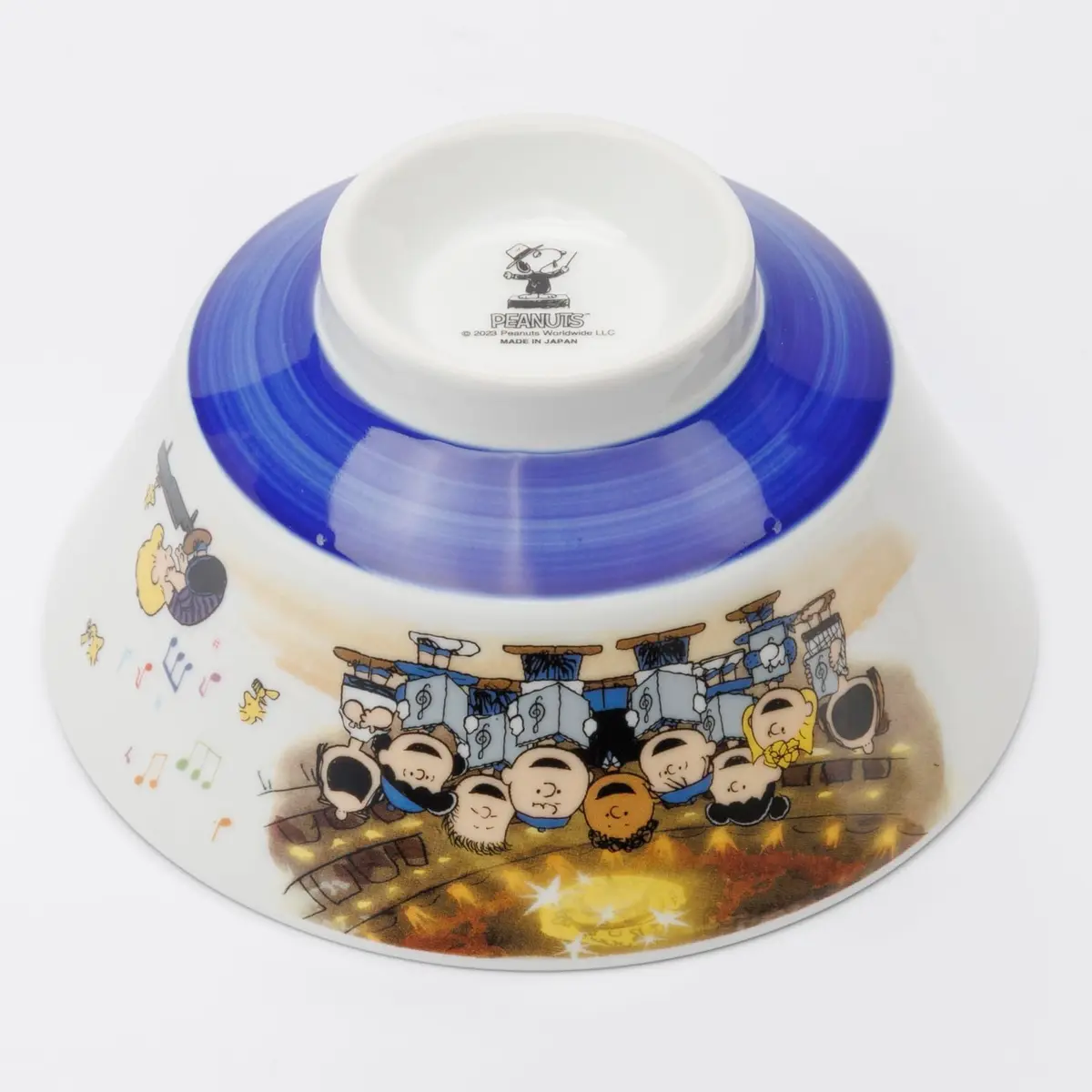 シミズ陶業(Shimizutougyou) Snoopy World Travel Vienna Ramen Bowl 18cm | Microwave & Dishwasher Safe - view 6