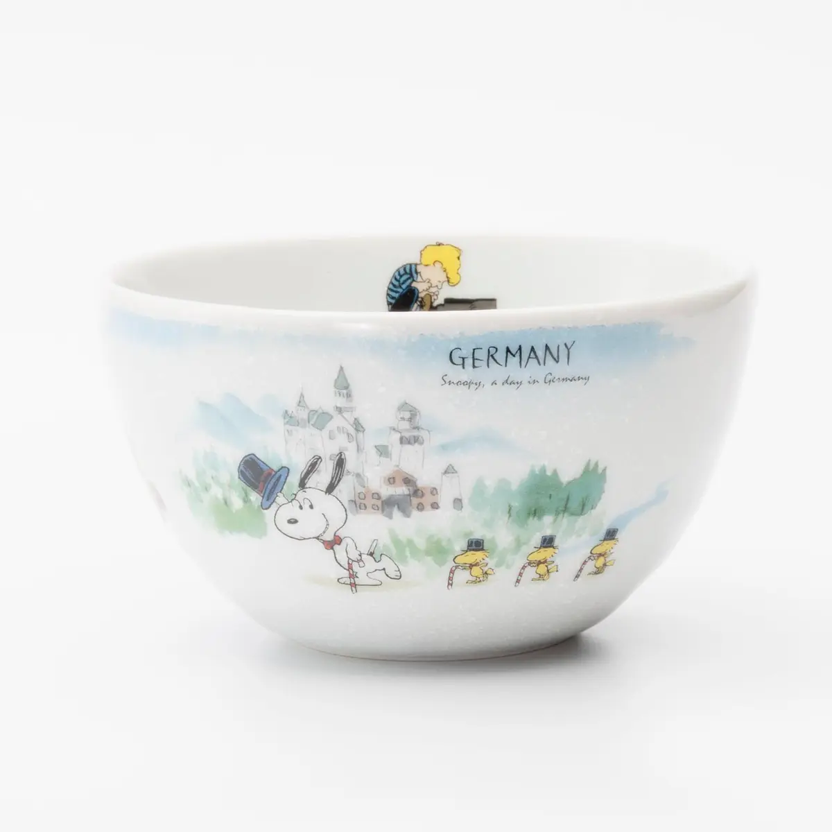 シミズ陶業(Shimizutougyou) Peanuts Snoopy World Travel Small Bowl | Microwave & Dishwasher Safe Japan - view 2