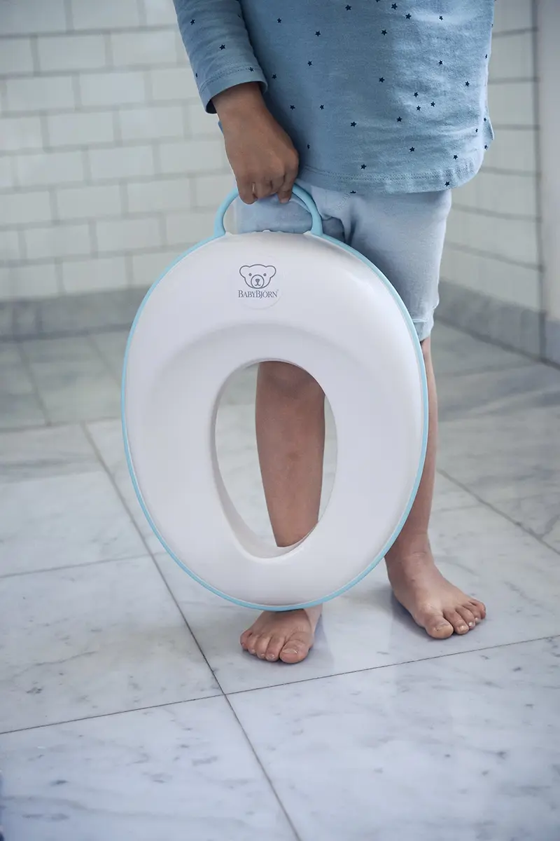 BabyBjörn Toilet Trainer,White/Gray (Pack of 6) | Ergonomic, BPA-Free Seat for Kids 2+ - view 5