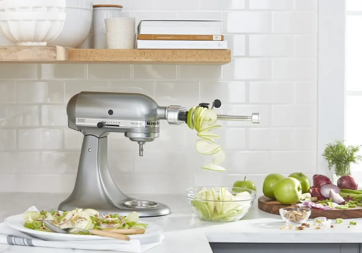 KitchenAid KSM1APC Fruit and Vegetable Spiralizer Attachment with 5 Blades, 2.0 kg (4.4 lb) | Premium Metal Construction for Stand Mixers - view 6
