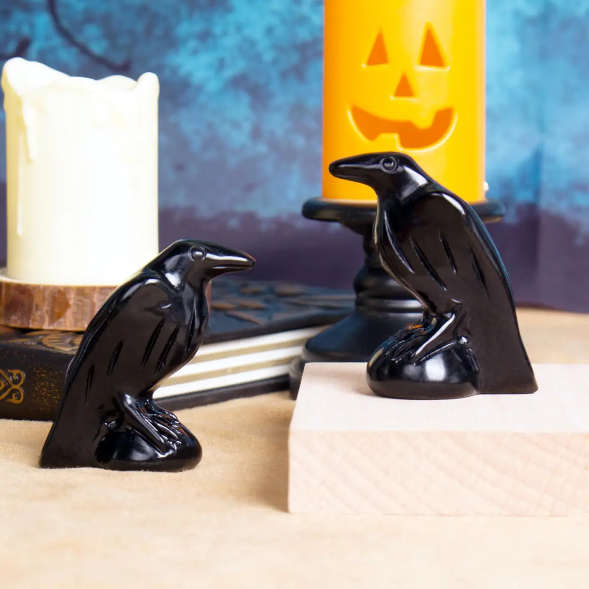 Hguxmcu Black Obsidian Raven Statue 5 cm (2 in) | Gothic Witchy Decor for Altars & Halloween - view 3