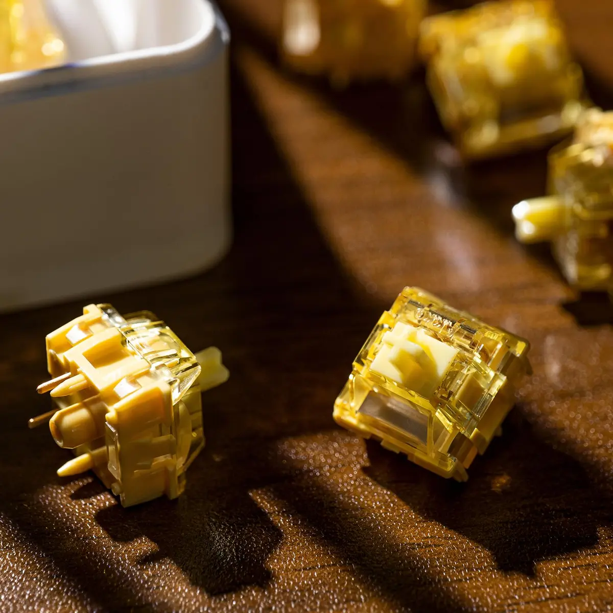 Akko V5 Creamy Yellow Mechanical Keyboard Switches (45pcs) | Linear, Lubed, 5-Pin, 60M Keystrokes - view 6
