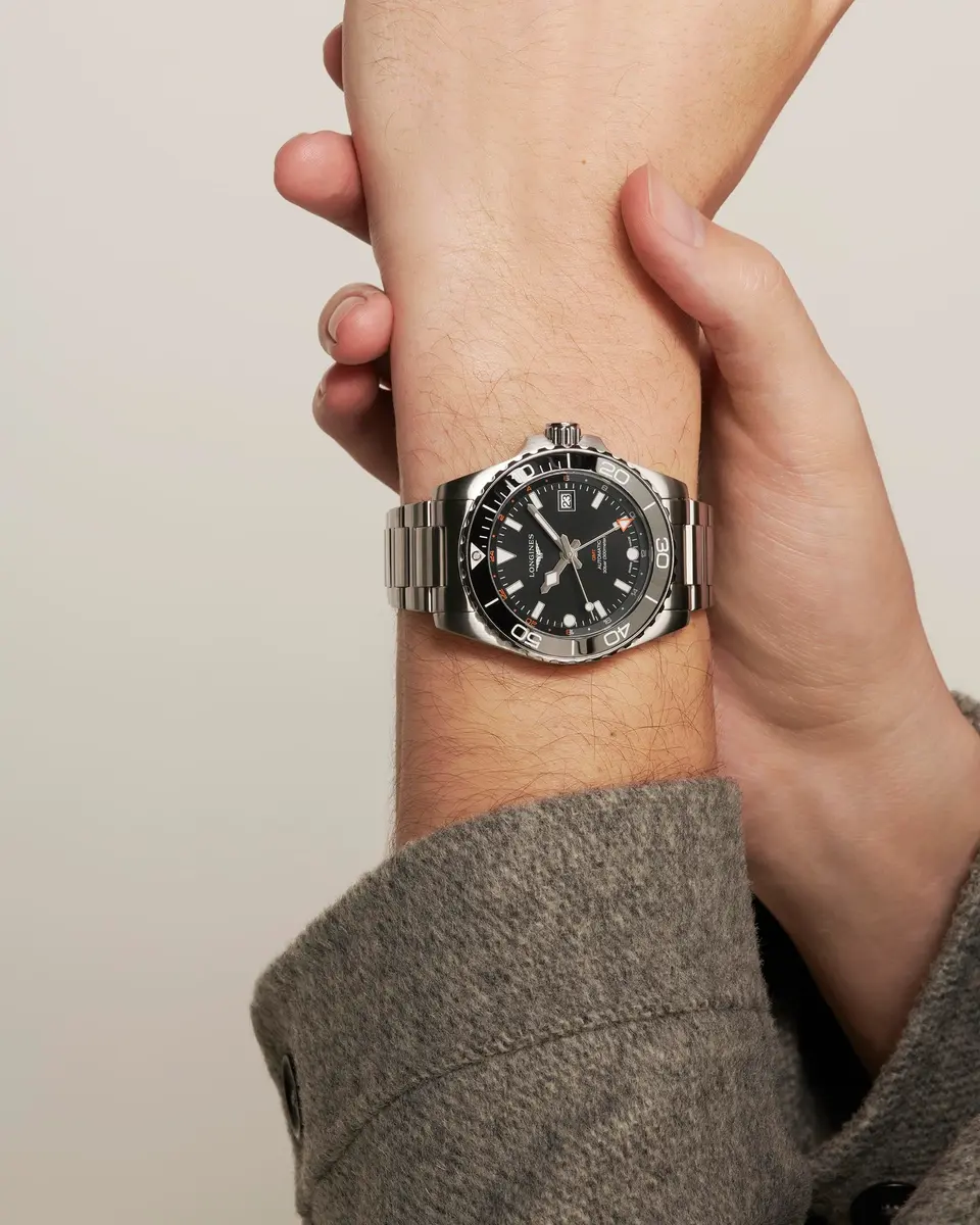 Longines HydroConquest 41MM Automatic Watch | Water-Resistant Dive Style (70-120 chars) - view 2