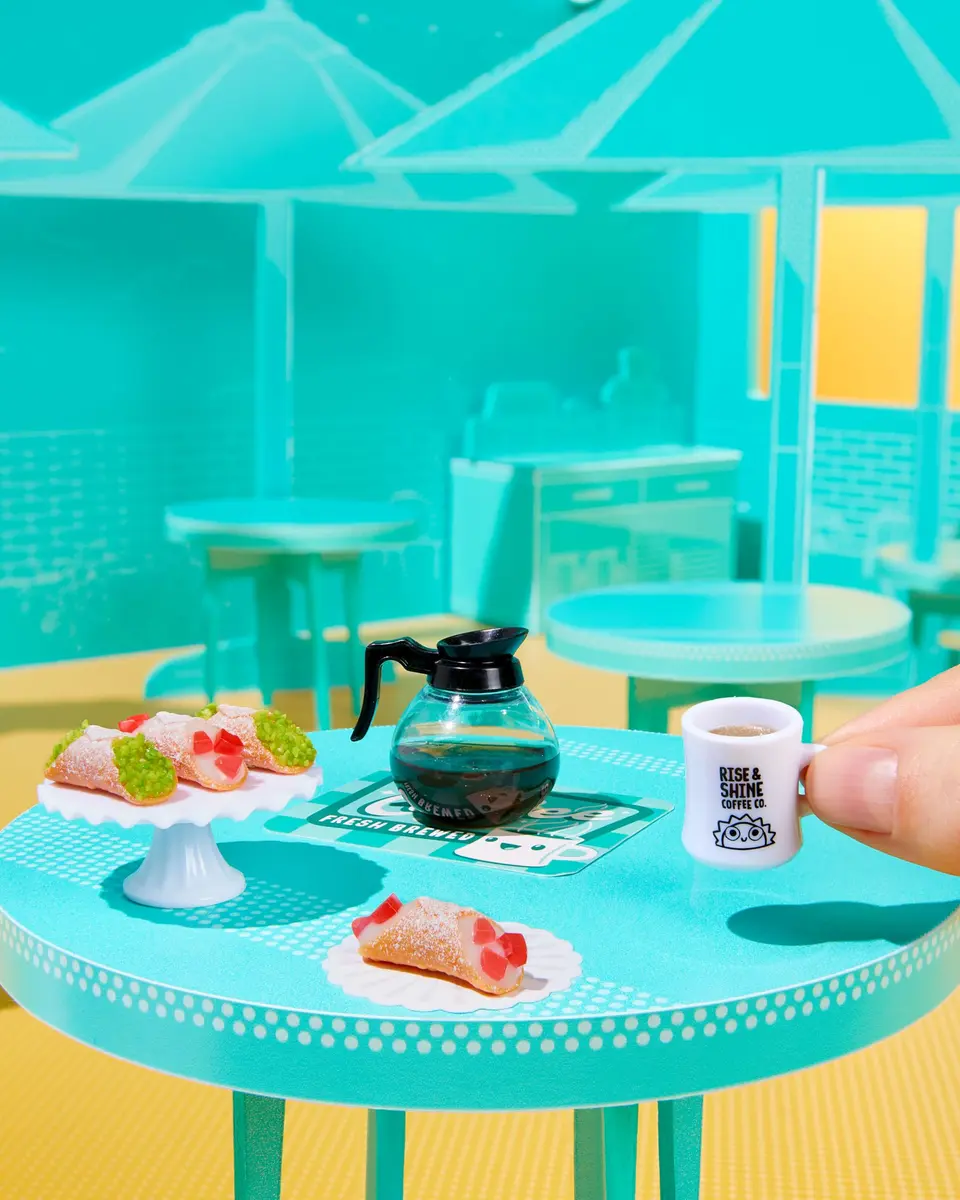 MGA's Miniverse Make It Mini Café Series 6 or Series 7 | DIY Mini Food Mystery Capsule Ages 8+ - view 8