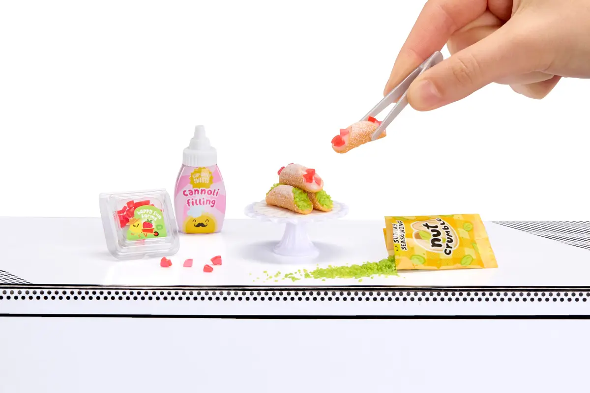 MGA's Miniverse Make It Mini Café Series 6 or Series 7 | DIY Mini Food Mystery Capsule Ages 8+ - view 2