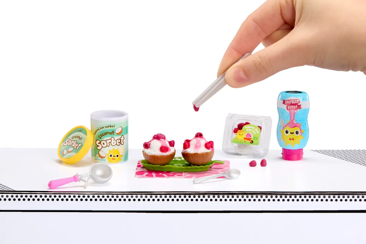 MGA's Miniverse Make It Mini Café Series 6 or Series 7 | DIY Mini Food Mystery Capsule Ages 8+ - view 3